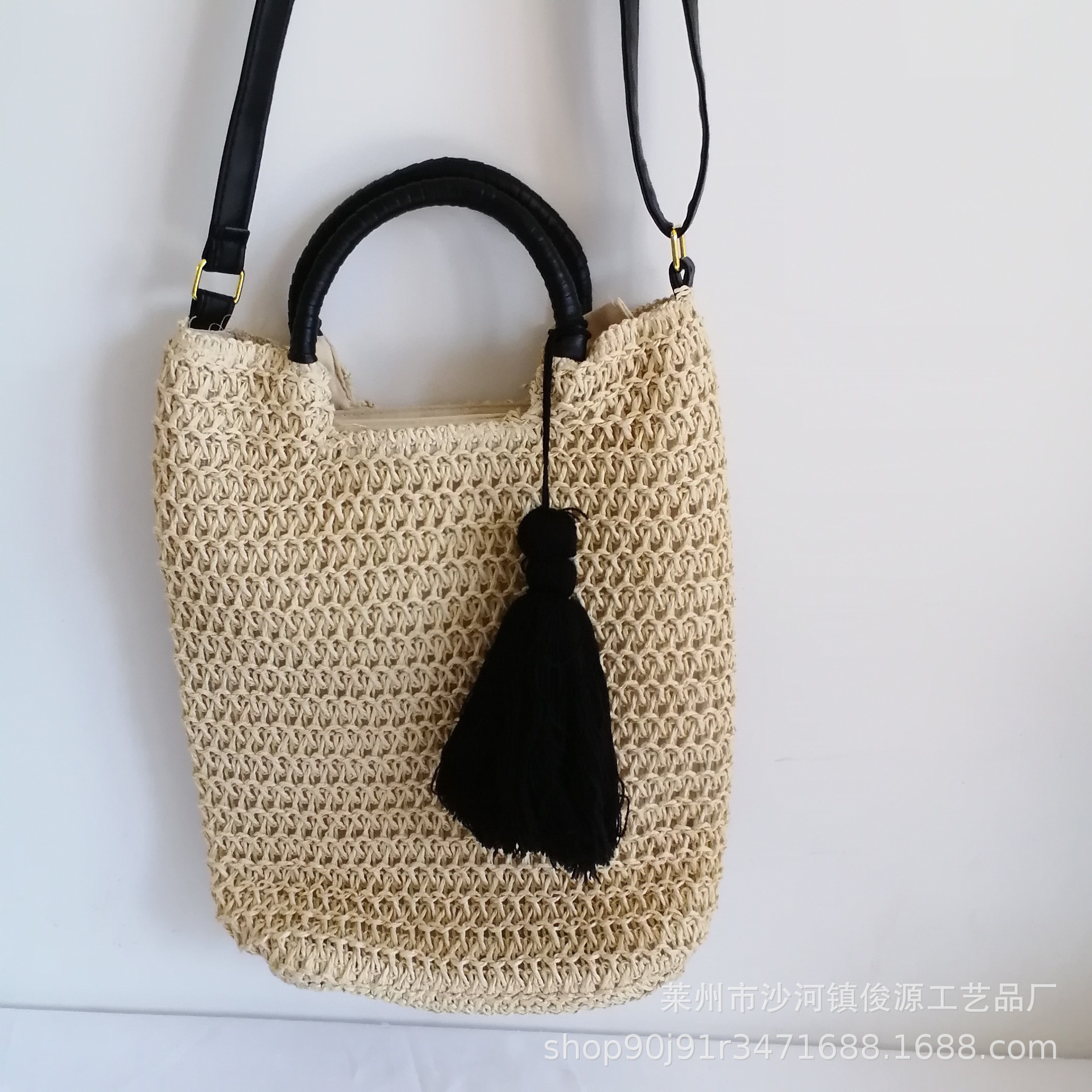 New crochet mechanism cloth portable straw bag large tassel wool tassel shoulder crossbody casual women's bag