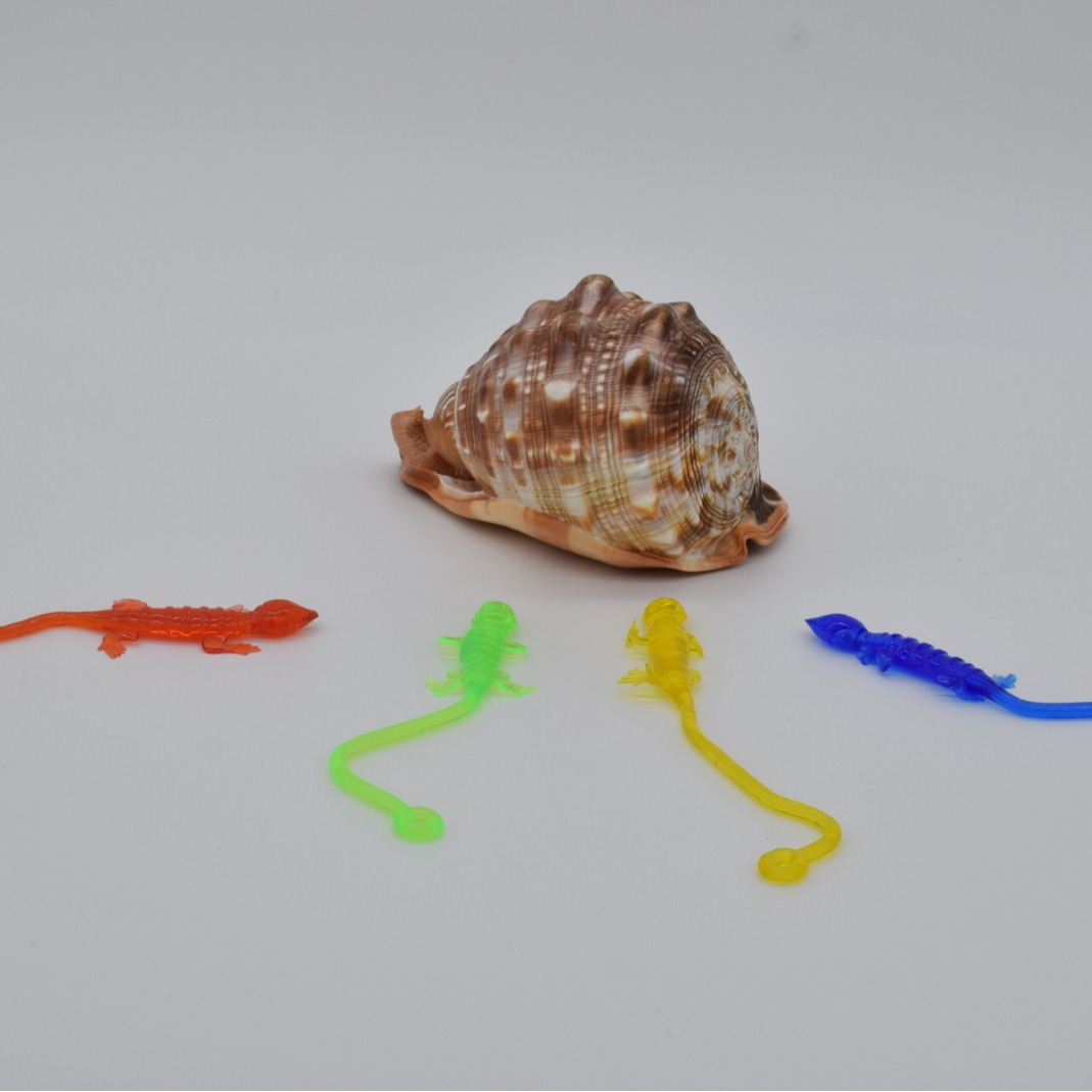 Children's plastic soft material vent sticky creeper gecko toy stretch toy vent toy