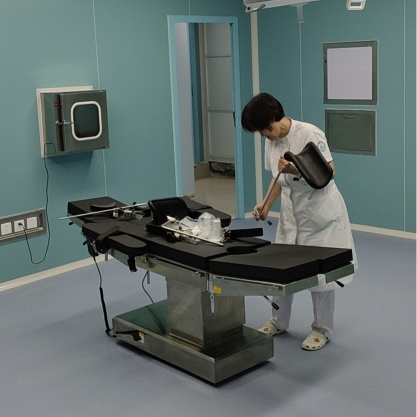 Surgical Bed, Electric Hydraulic Bed, Electric Bed, Multi-Functional Bed, Gynecological Bed, Obstetric Bed, Liftable Back-Up Comprehensive Operating Table