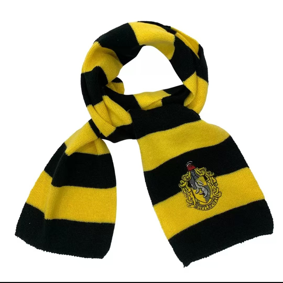 Harry Potter Small Scarf with Badge Movie Same Style Cosplay Costume Accessories Scarf College Scarf Wholesale