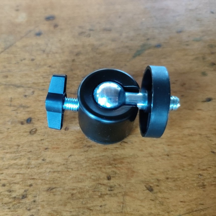 Универсальный стабилизатор для прямых трансляций с 1/4 винтом, металлический штатив, малый стабилизатор, октопус для камеры Q29, три отверстия