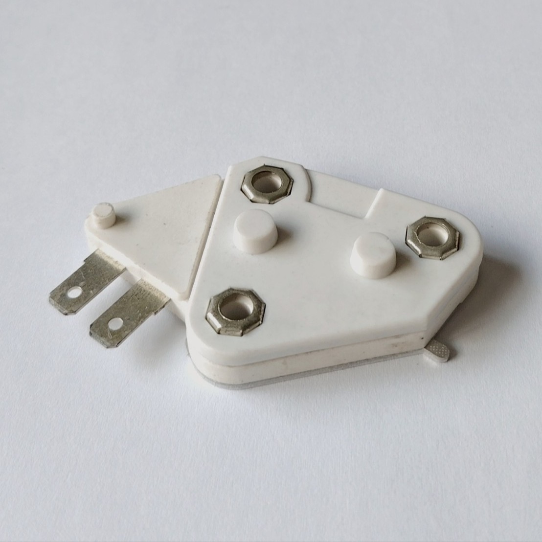 Car Generator Regulator D10 12V 24Vcargo 130668 312-170 Vr-D668C