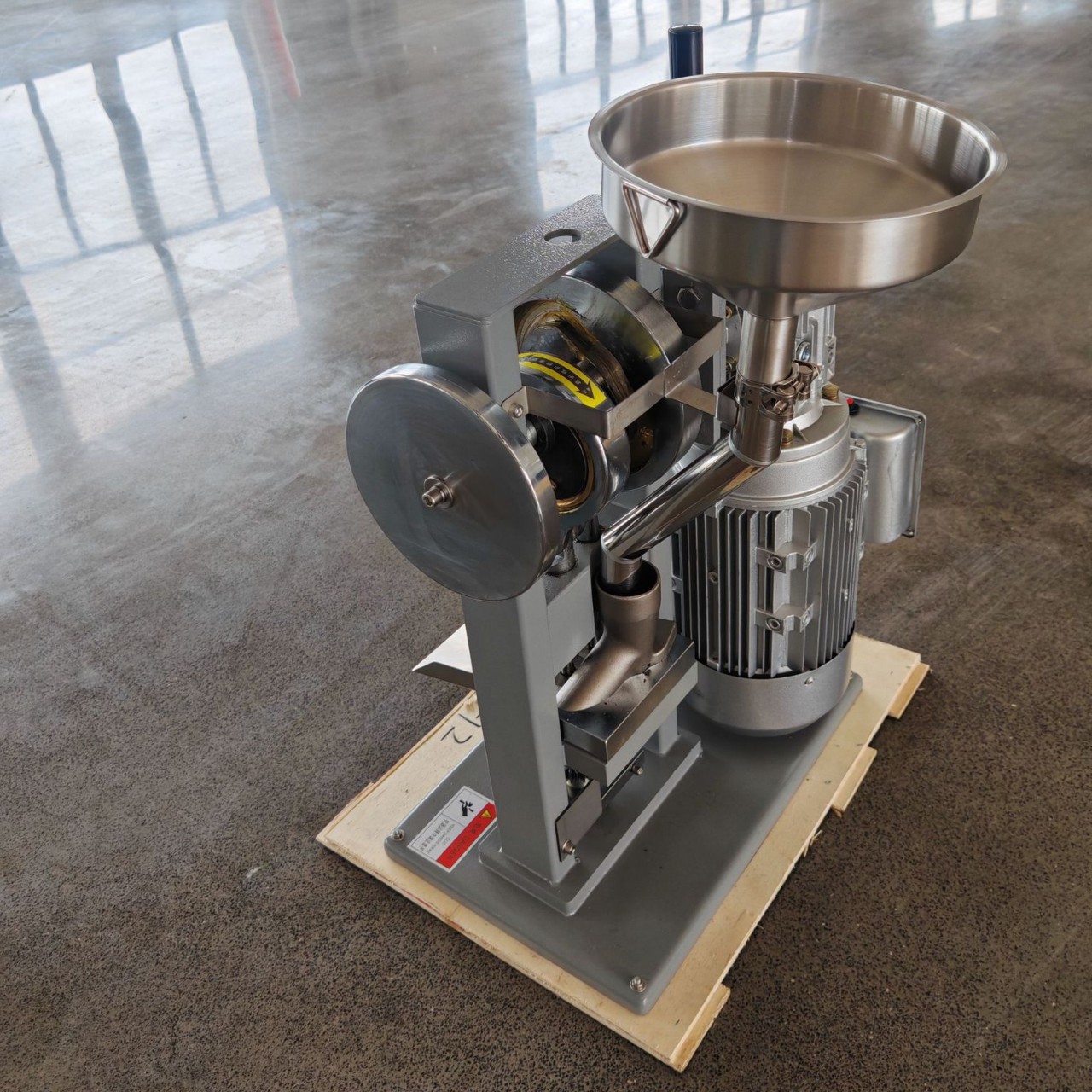 Tnp5 однопоршневой таблеточный пресс, маленький пресс для молочных таблеток, многофункциональная формовочная машина, бренд Сянхэ