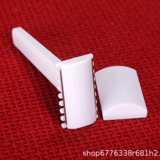 Disposable Sterile Double-Sided Shaver Skin Preparation Knife (Stainless Steel Blade)