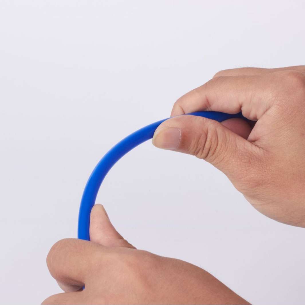 Factory direct supply bow and arrow accessories with arrow plastic arrow with suction cup arrow shooting archery toy 42cm cm