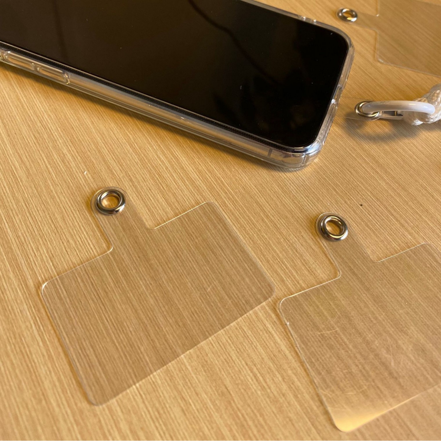 Factory in stock wholesale mobile phone gasket fixed card lanyard card fixed piece card hanging transparent mobile phone gasket