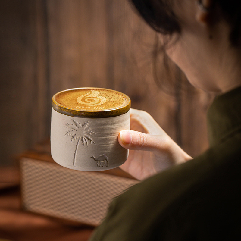 Middle East stoneware espresso cup creative ceramic hand-in-hand gift desert camel cup with FCM detection can be sent on behalf