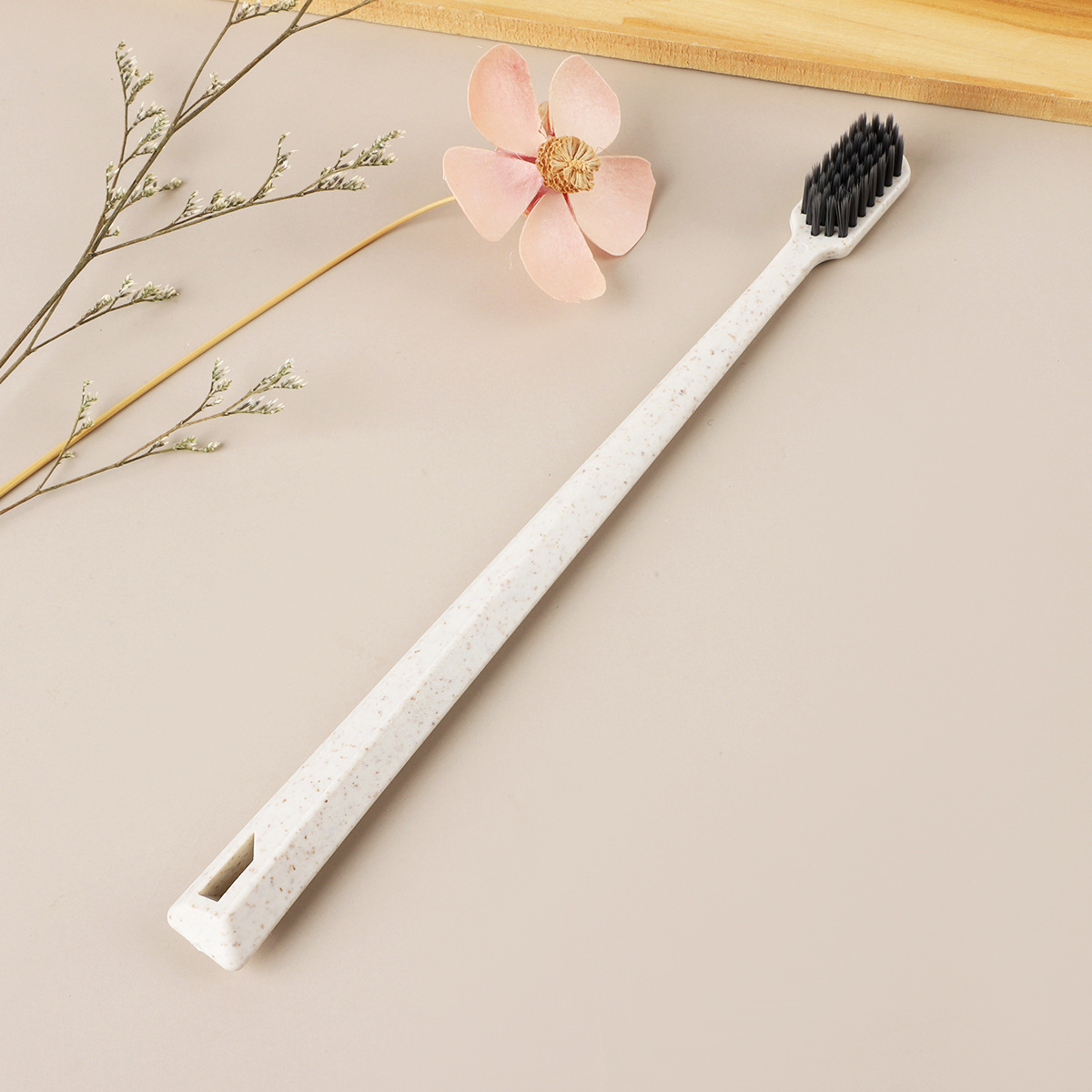 Disposable Toothbrush Hotel Disposable Toiletries Set Hotel Hospitality Disposable Straw Toothbrush Wholesale
