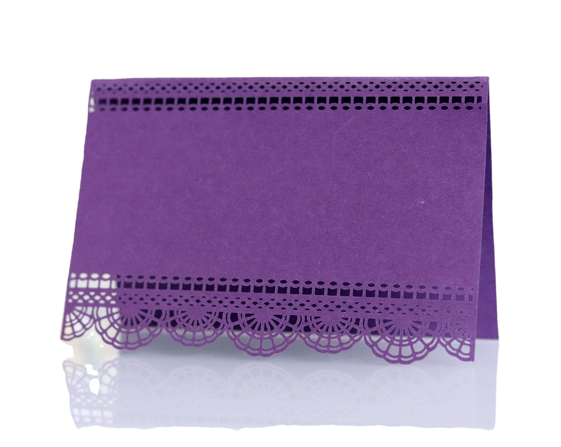 Beautiful beige laser hollow table card love card festival wedding seat lace Shenzhen wholesale