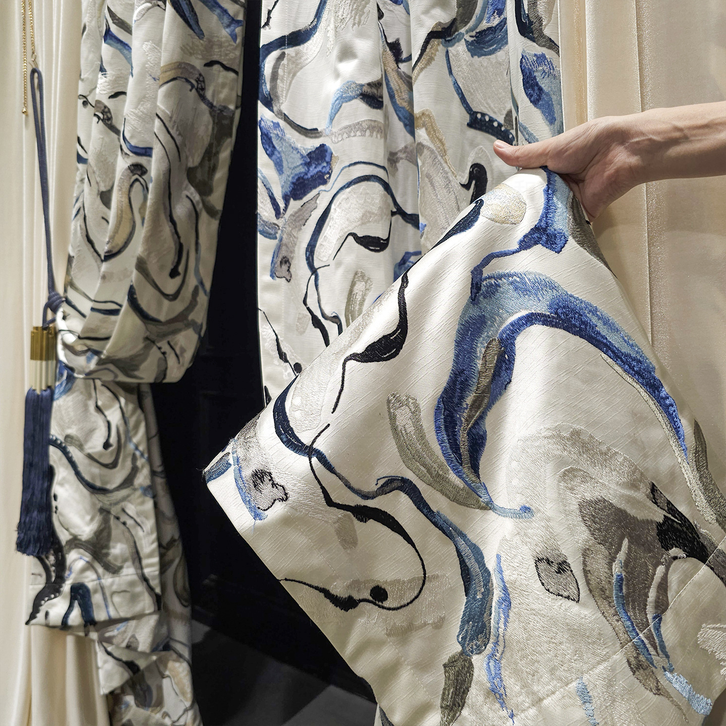 Light French Modern Light Luxury Ink Embroidery High-Precision Curtains New Chinese Style Villa Living Room High-End Bedroom High-End Sense