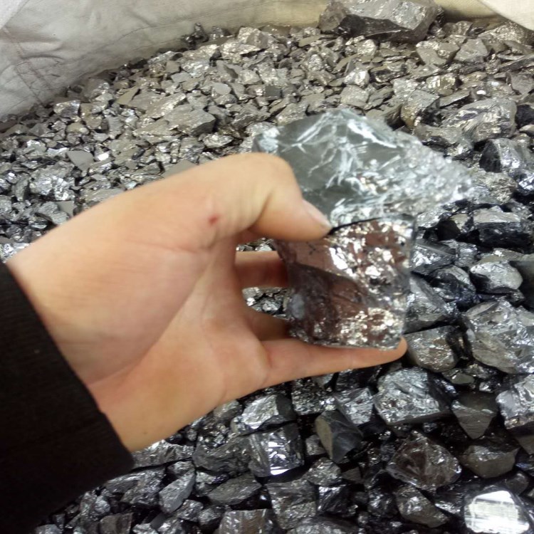 Поставка металлического кремния 2202 3303 441 553 порошок металлического кремния низкий материал гравий