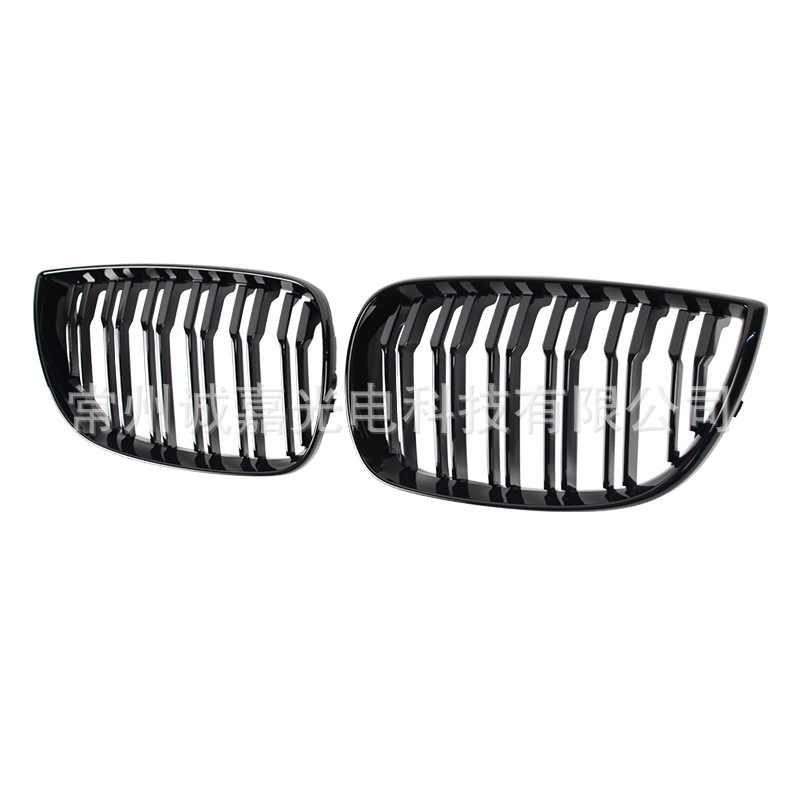 Suitable for BMW 1 Series E81 E87 04-07 modified parallel bars bright black net front bar net air intake grille