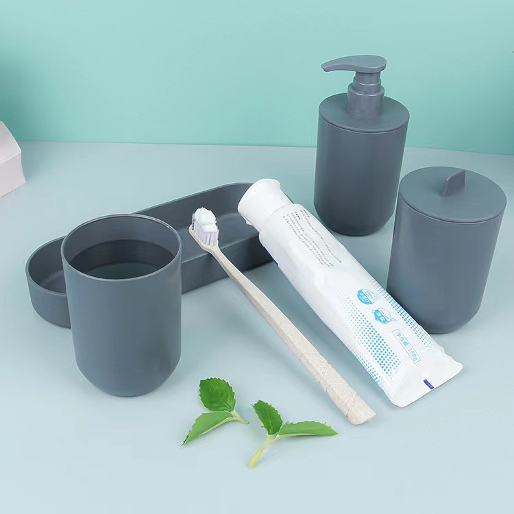 Комплект туалетных принадлежностей пластиковый комплект для ванной для полоскания зубов шампуня оптовая продажа