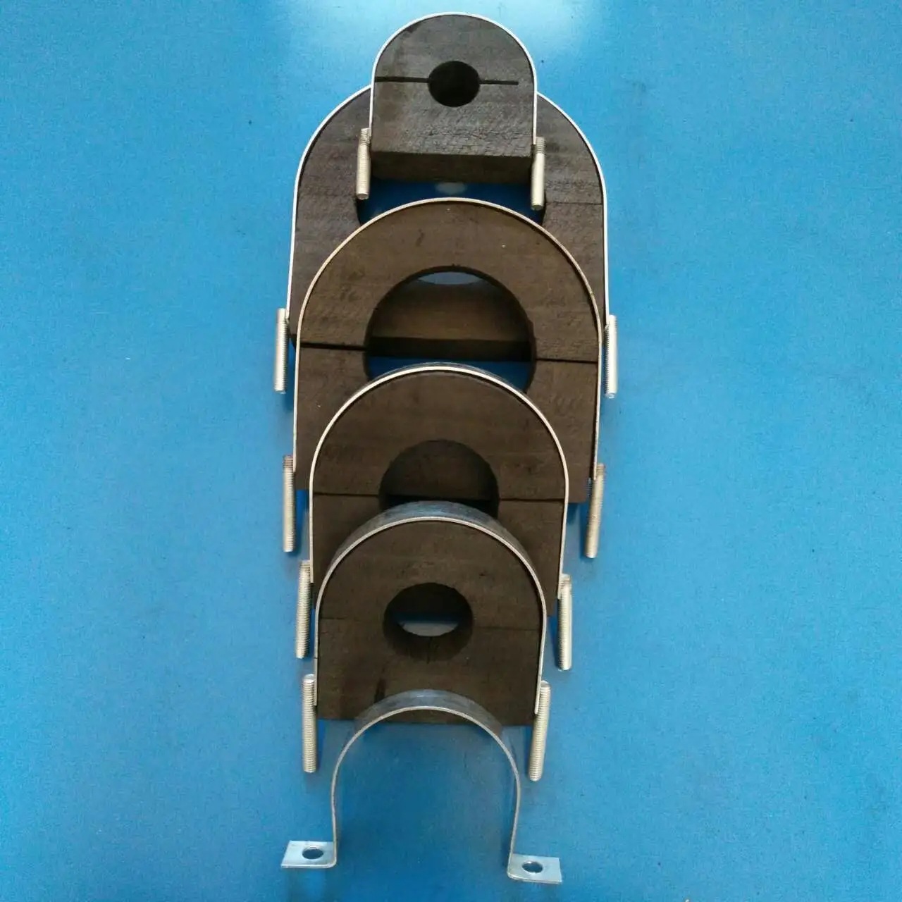 Air Conditioning Insulation Pipe Wooden Support, Rubber and Plastic Pipe Support, Pe Pipe Support, Hard Pipe Support, Pipe Wooden Pipe Support Manufacturer