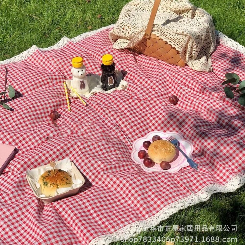 Picnic Mat Outdoor Tablecloth Camping Mat Moisture-proof Fabric Mat Anti-thickening Picnic Mat Household Portable Picnic Cloth