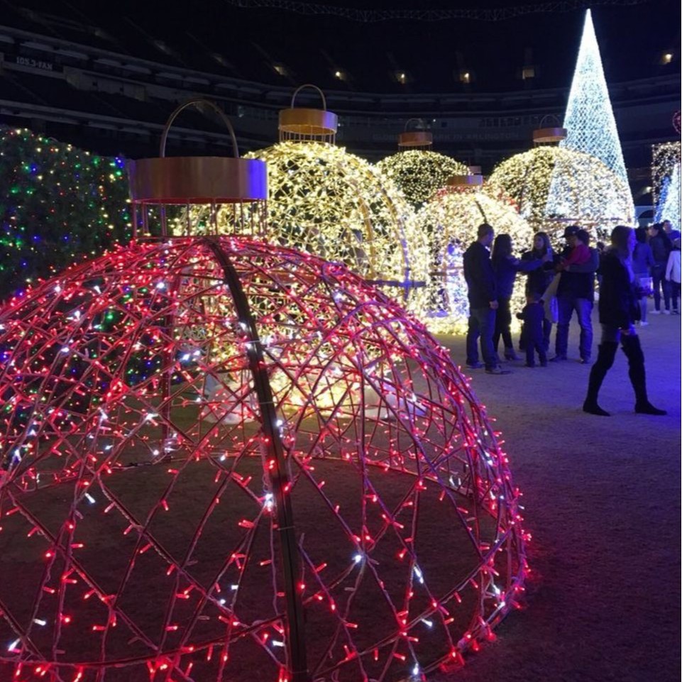 Лампы на заказ, праздничные формы, большие рождественские светящиеся уличные лампы, атмосферные лампы и украшения