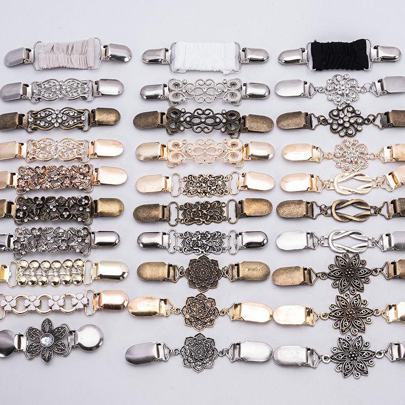 Shawl Clip European and American Retro Sweater Clip Women's Diamond-encrusted Silk Towel Buckle Anti-light Brooch Collar Scarf Clip Alloy Accessories