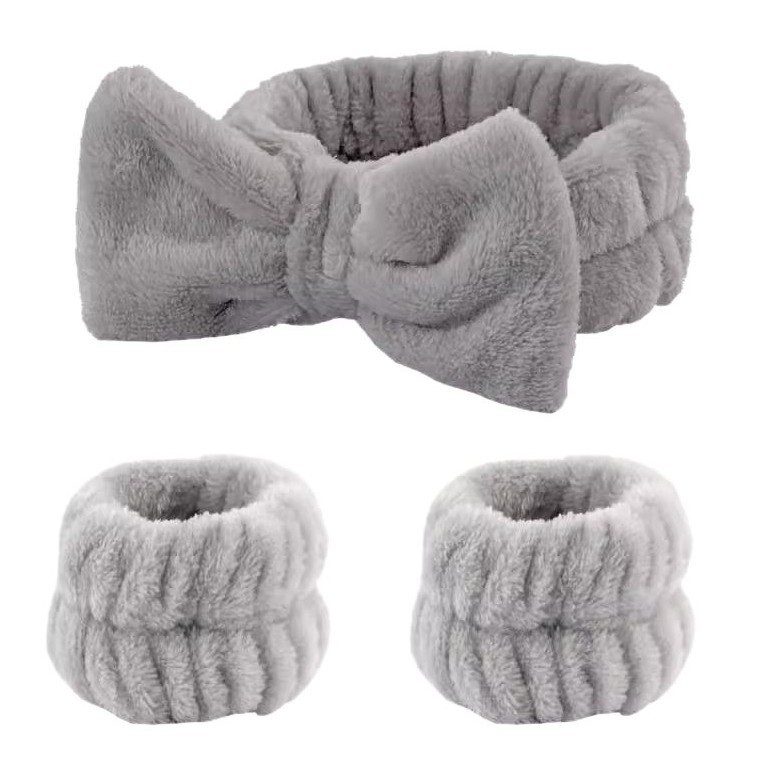 Coral fleece wash face moisture-proof three-piece set wash gargle moisture-proof tools moisture-proof headband hair band wrist band wholesale