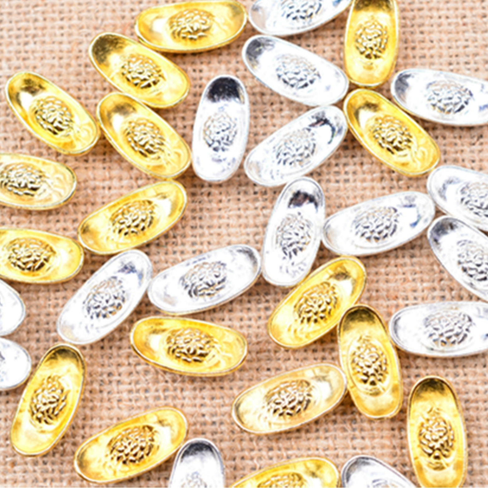 Mini Large 20mm Gold and Silver Small Ingot Home Opening Decoration Festive Wedding Photo Frame Decoration Alloy Ornaments