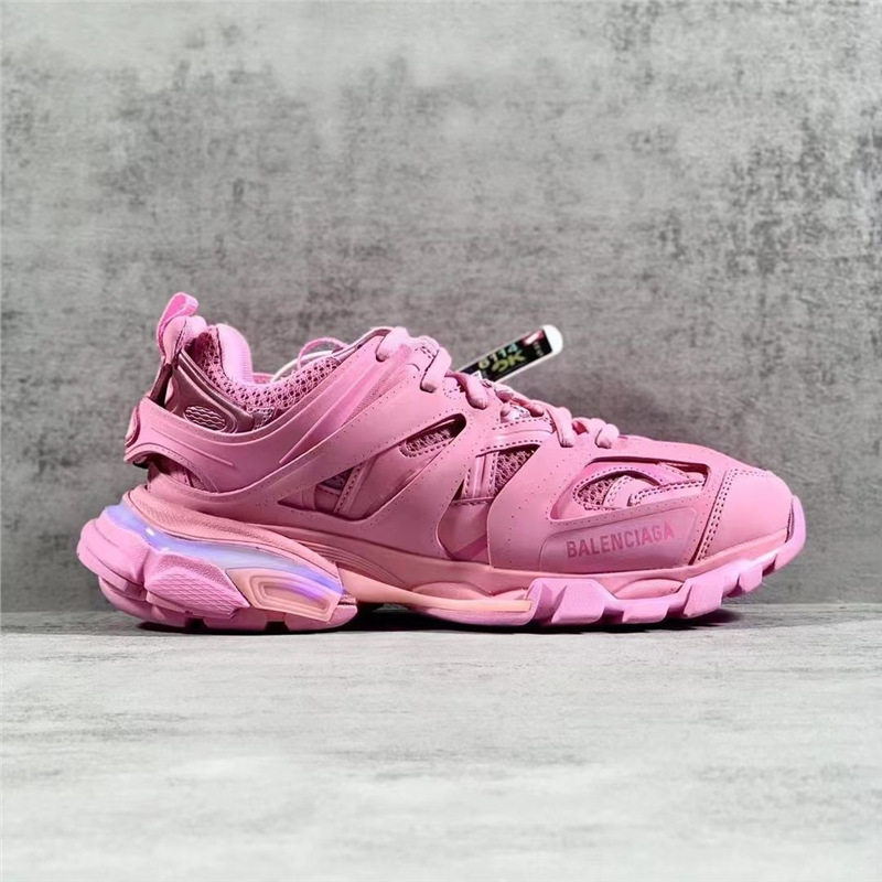 Pure Original Wholesale Cross-Border Paris 3Rd Generation Track3.0 with Light Led Light Couple Dad Shoes Men's and Women's Casual Sports Shoes