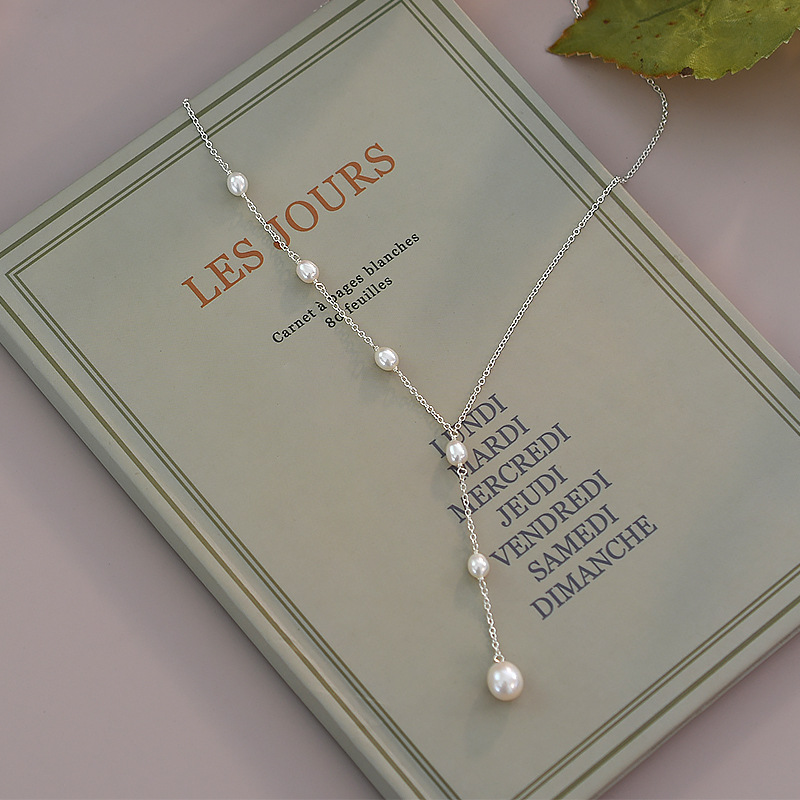 Nina Freshwater Pearl Necklace Design High-grade Light Luxury Clavicle Chain Personalized All-match Clavicle Chain for Girls