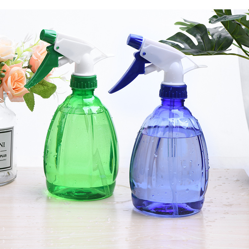 Spray Bottle Hand-Pressed Candy-Colored Watering Can Spray Bottle for Watering Flowers Alcohol Sprayer Plastic Spray Bottle