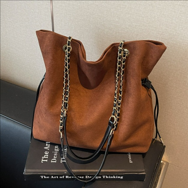 Повседневная сумка-ведерко с шнурком и цепочкой для женщин, новая корейская стильная, персонализированная, универсальная сумка через плечо 2025 года