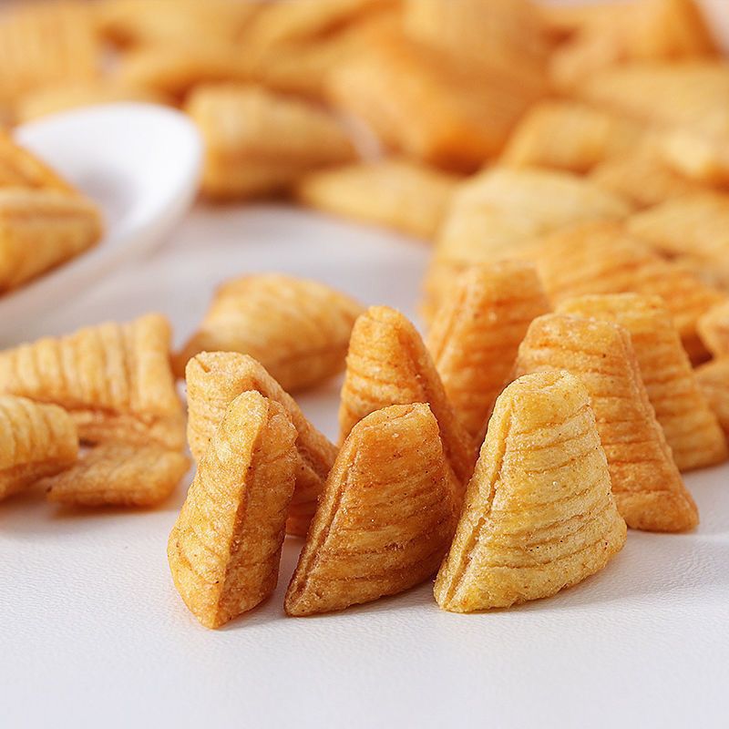 Hot pot restaurant same style tiger teeth crisp crisp sharp angle triangle crisp horn crisp greedy and durable rice pot snack small package