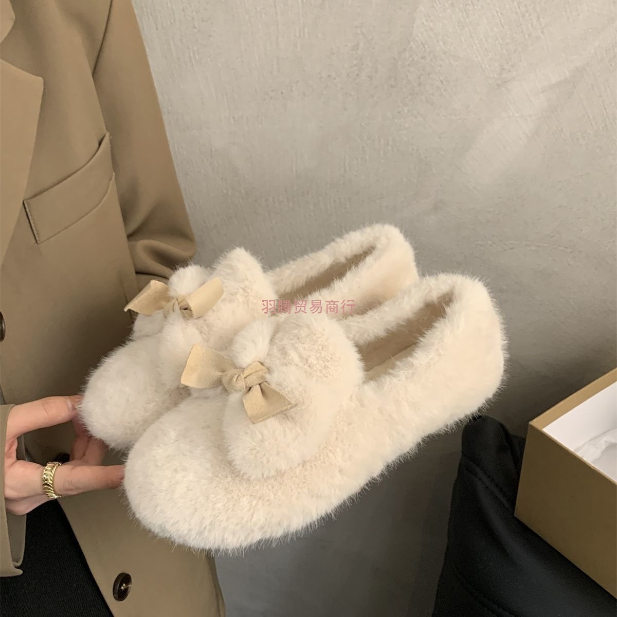 Slip-On Loafers for Women, Winter Plush Cotton Shoes, 2025 New Style, Bow-Knot Furry Shoes, Outdoor Plush Cotton Shoes for Women