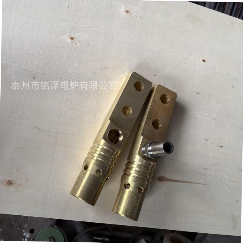Medium Frequency Furnace Water-Cooled Cable Head Copper Hydraulic Induction Heating Melting Furnace Connector Melting Furnace Accessories Medium Frequency Melting