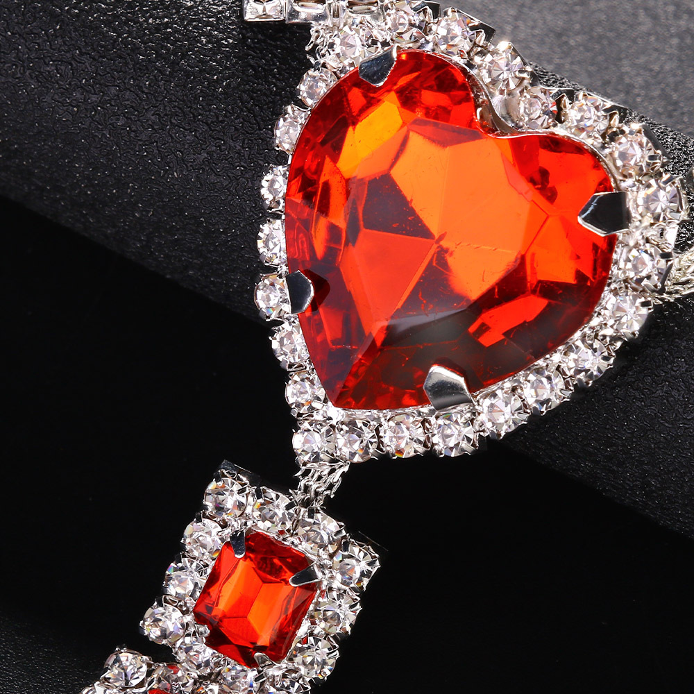 European and American Elastic Heart Underwear Versatile Sexy Rhinestone Adjustable Bikini Body Chain Female Body Chain