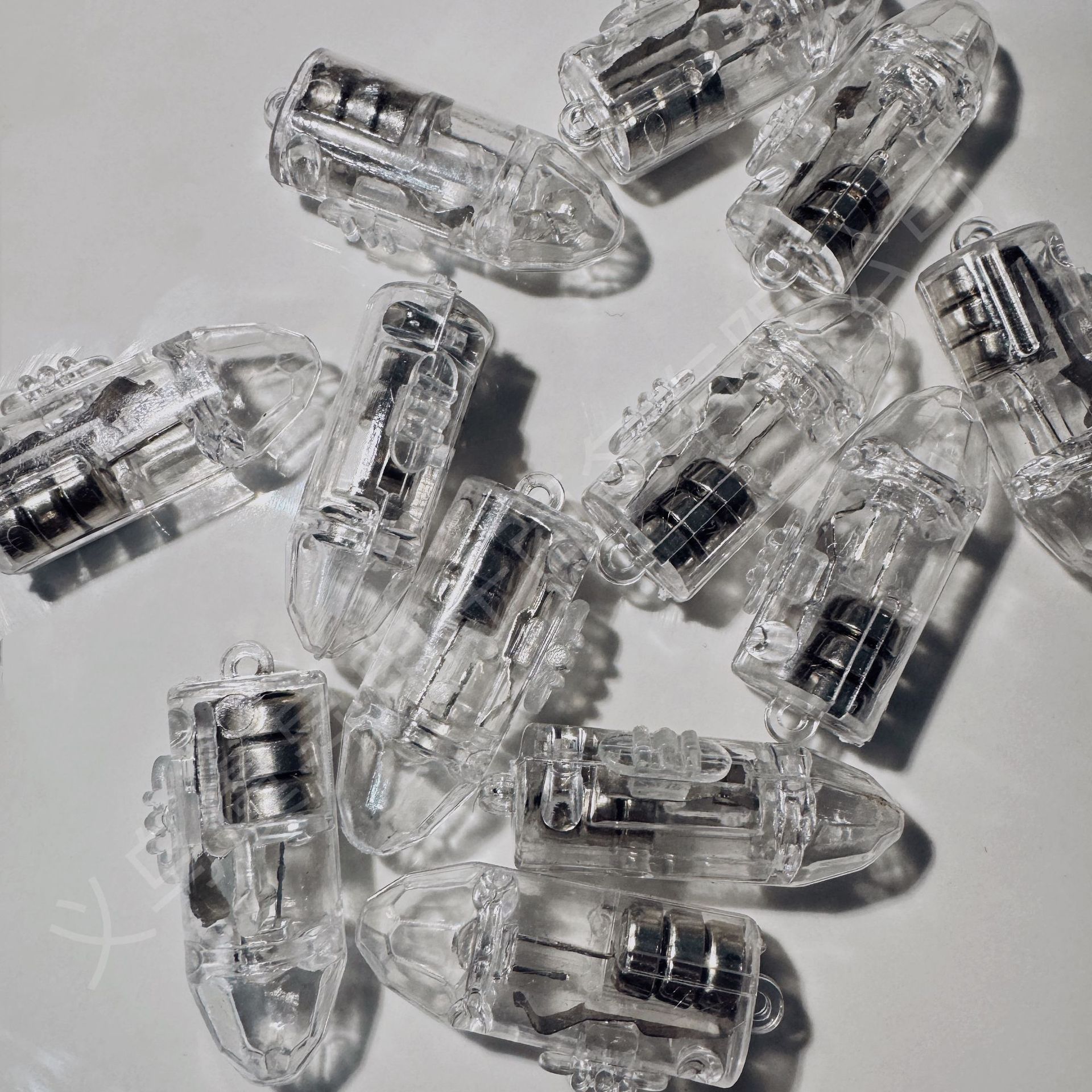 Оптовая продажа светодиодной лампочки с переключателем, мини-батарейная, декоративная лампочка