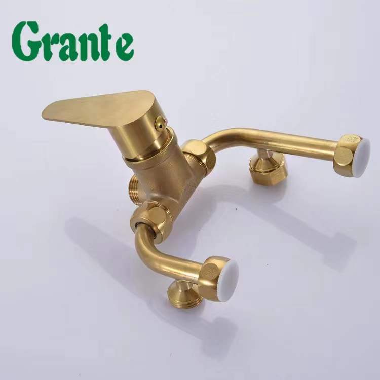 304 Stainless Steel Copper Electric Water Heater U-Shaped Valve Exposed Shower Mixing Valve Electric Hot and Cold Mixing Faucet