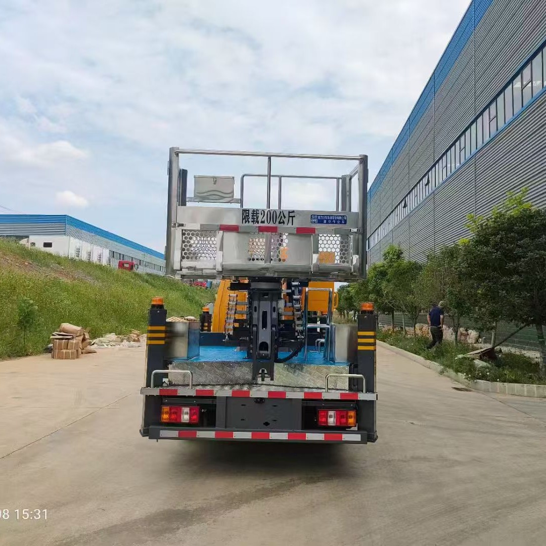 Qingling Lingka 33m Aerial Work Platform, Direct Sales from Manufacturer, Optional Configurations, Quality Assurance, Global Direct Supply