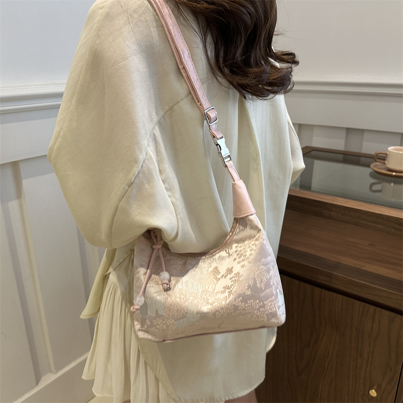 New Chinoiserie National Style Embroidered Bag for Women 2025 New Summer Commuter Crossbody Bag Niche Ancient Style Satchel Bucket Bag