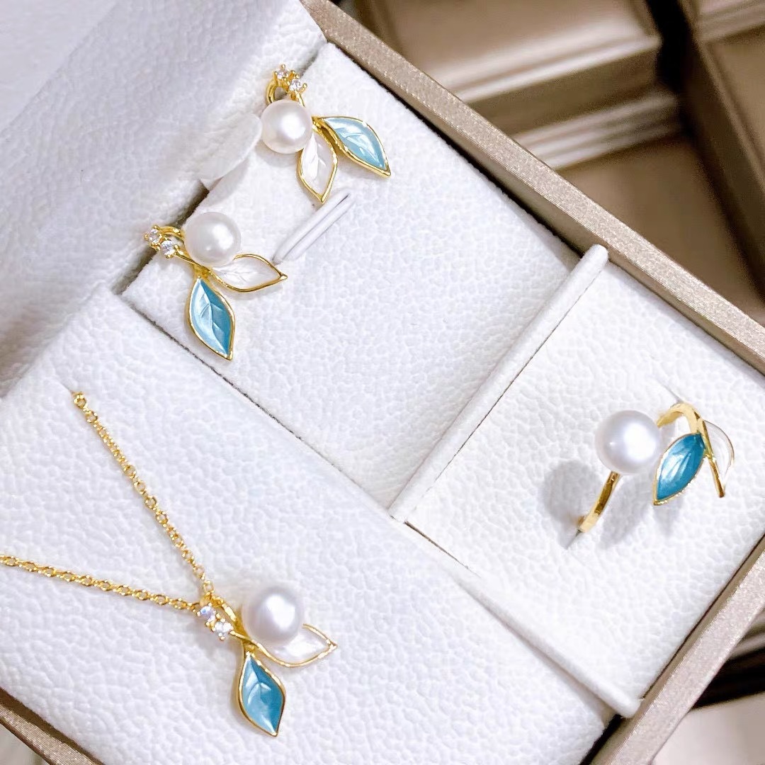 S925 Silver Needle Gold Plated Summer New Pearl suit Natural Freshwater Pearl Cute Small Animal Stud Earrings Necklace