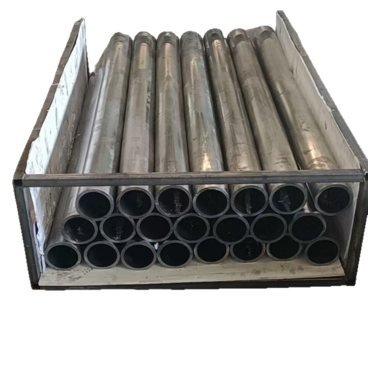 Manufacturers Produce Thick-Walled Lead Pipes, Thin-Walled Lead Pipes, Lead Pipes for Acid Removal, Lead Pipes for Radiology Attenuation Pools, and Special Lead Pipes for Sewage Treatment