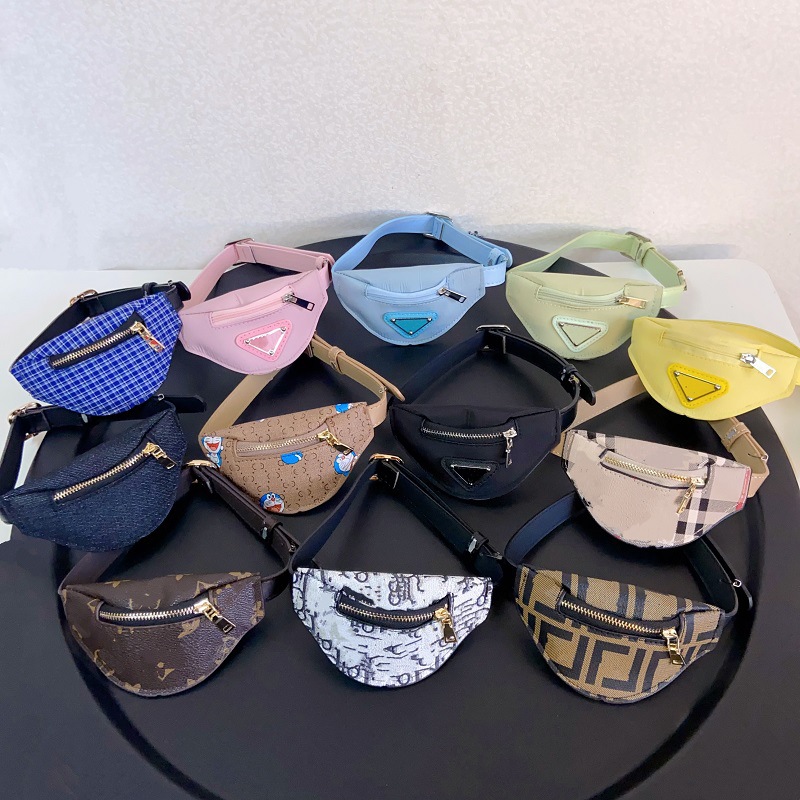 Cross-border foreign trade pet cat small dog dog self-backpack Teddy method than bear tide messenger bag accessories