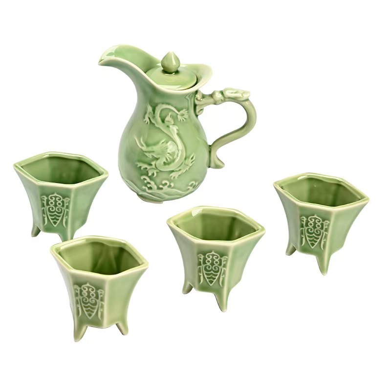 New Wine Set with Embossed Imperial Cup, Antique Ceramic Wine Glass, One Pot and Six Cups, Wine Pot Set, Ceramic Creative Wine Divider
