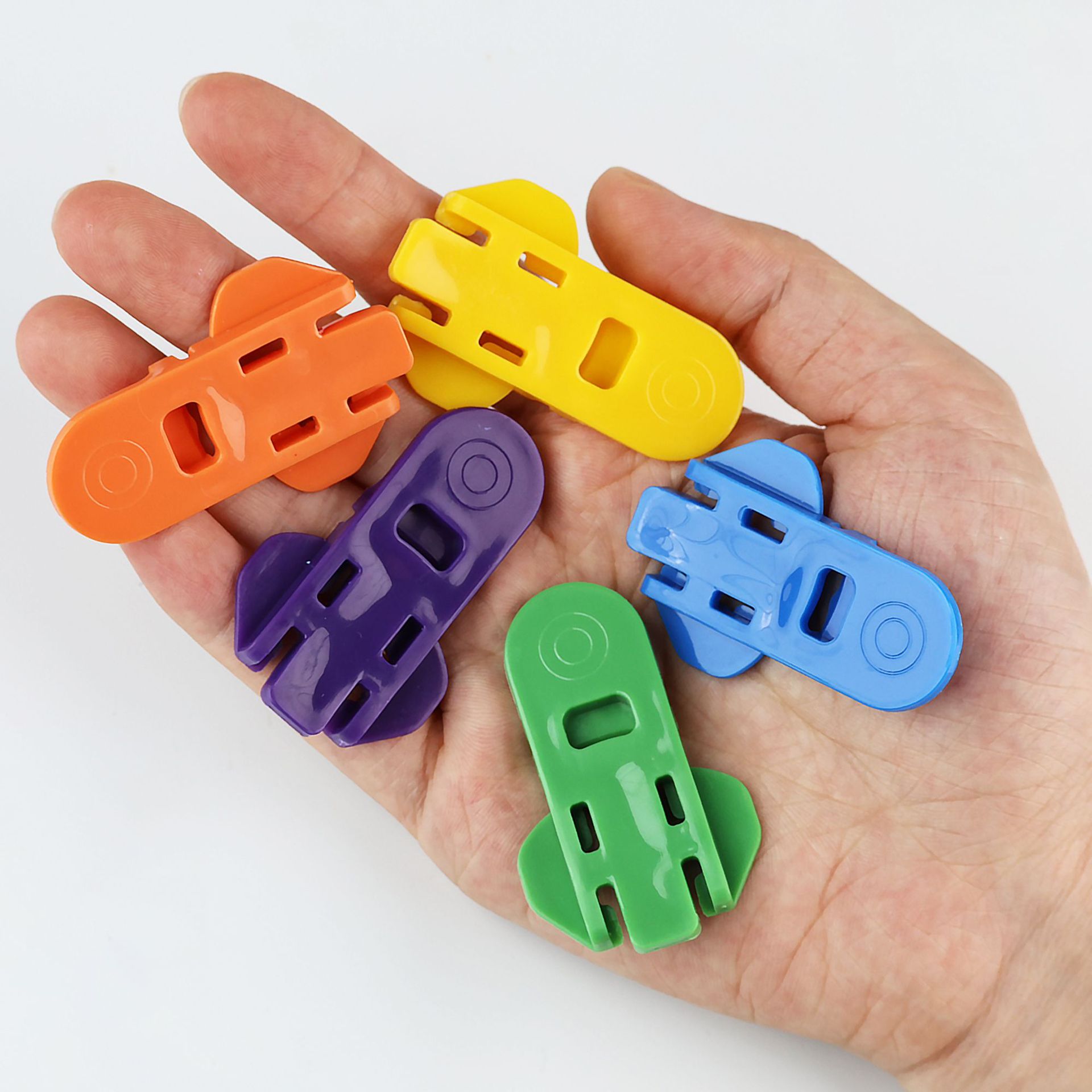 Can Opener for Beer and Cola, Non-Harmful to Hands, Creative Beverage Bottle Opener Tool