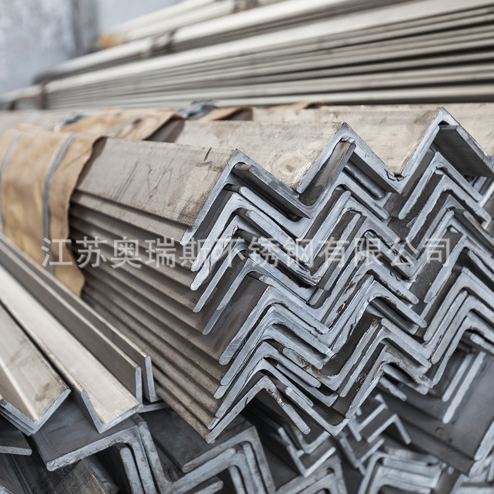 304 Stainless Steel Angle Steel Manufacturer Directly Supplies 316L Stainless Steel Bright Angle Iron Smooth Brushed Universal Angle Steel