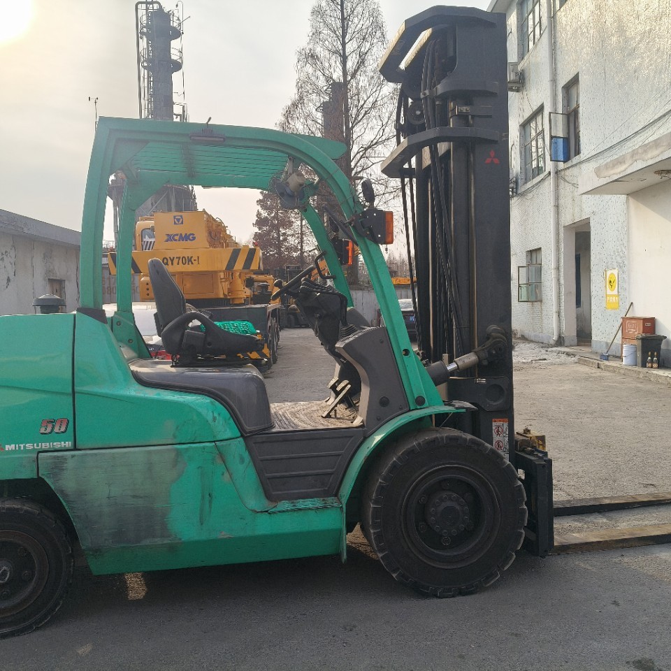 Mitsubishi 3 Ton Used Forklift Fd30Nt for Sale in Stock