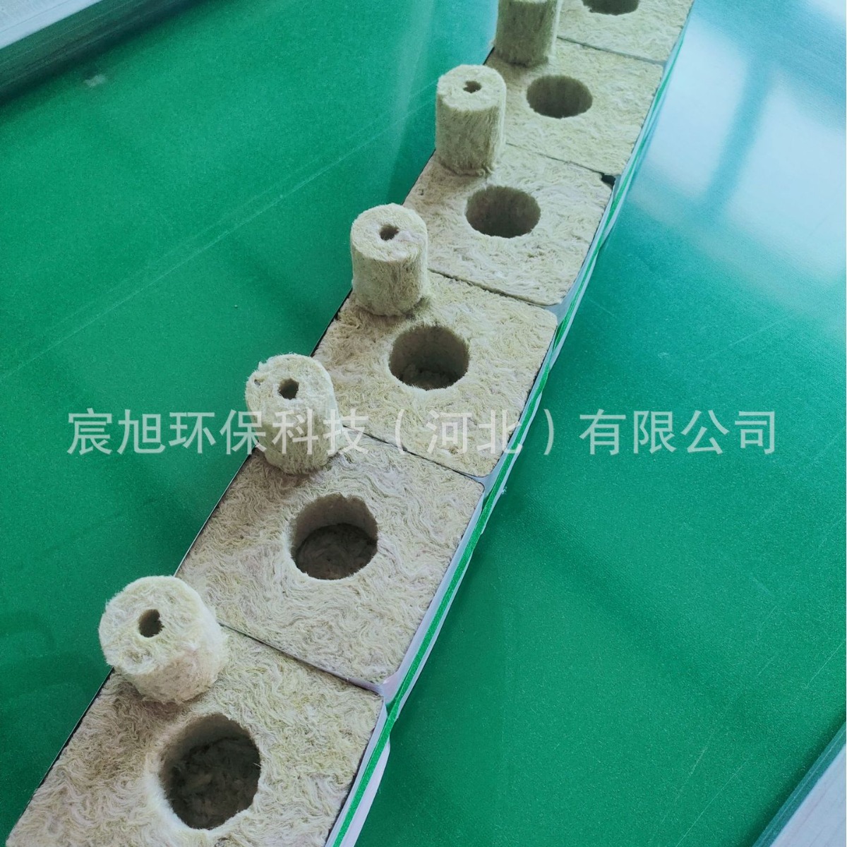 Прямые поставки улучшенной версии 38*40 гидропонного овощного агрономического каменного волокна