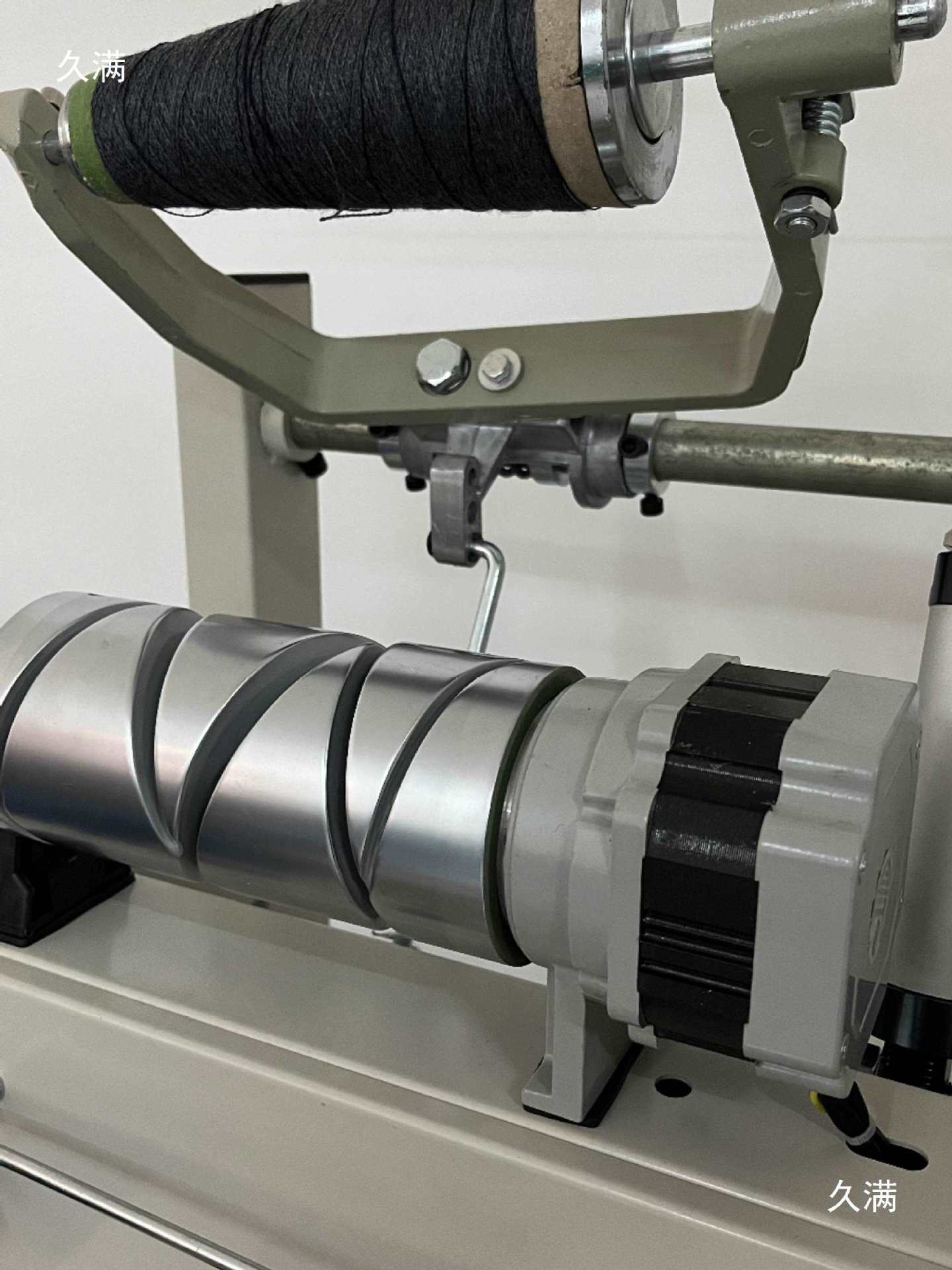 Automatic Feeding, Lifting, Telescopic Winding Machine Equipment for Woolen Mills, Textile Mills, Woolen Mills, and Dyeing and Finishing Mills