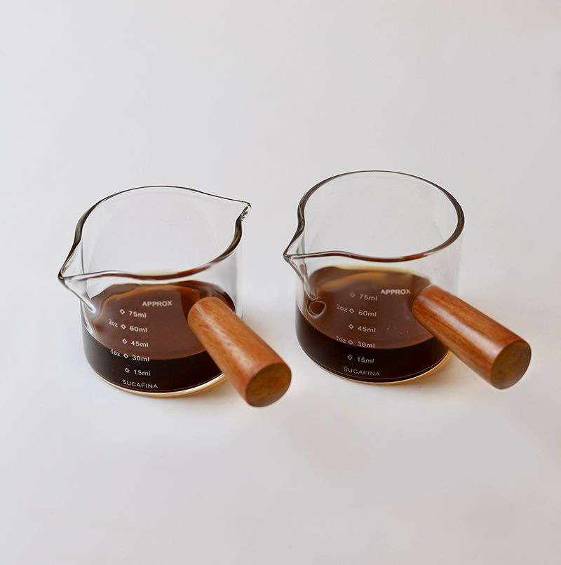 Borosilicate glass small Milk Cup with handle mini milk Italian Coffee Milk Cup with wooden handle pointed mouth small Milk Cup