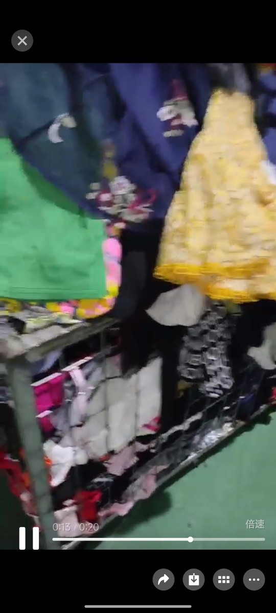 Second-Hand Clothes Old Stock Live Source Selection African Southeast Asian Girls' Skirts Short Cotton Dresses 2 Yuan 3 Yuan 0.5kg