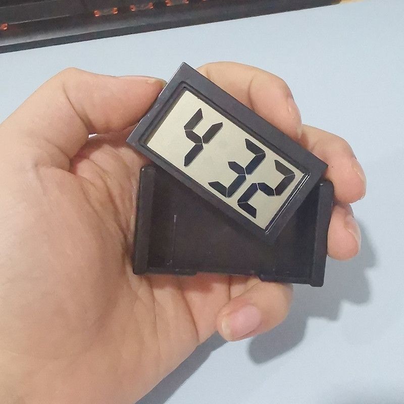 Digital Large-Screen Car Electronic Clock, Adhesive Portable In-Car Clock, Vehicle Electronic Clock 208 Instrument