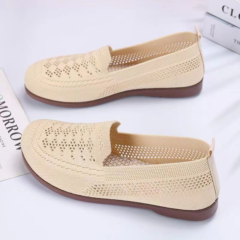 Non-Slip Shoes for the Elderly, Women's Summer Wide Feet, Super Soft, Wear-Resistant, Lightweight Granny Shoes, Low-Top Fly-Woven Mesh Old Beijing Shoes, Cut Out