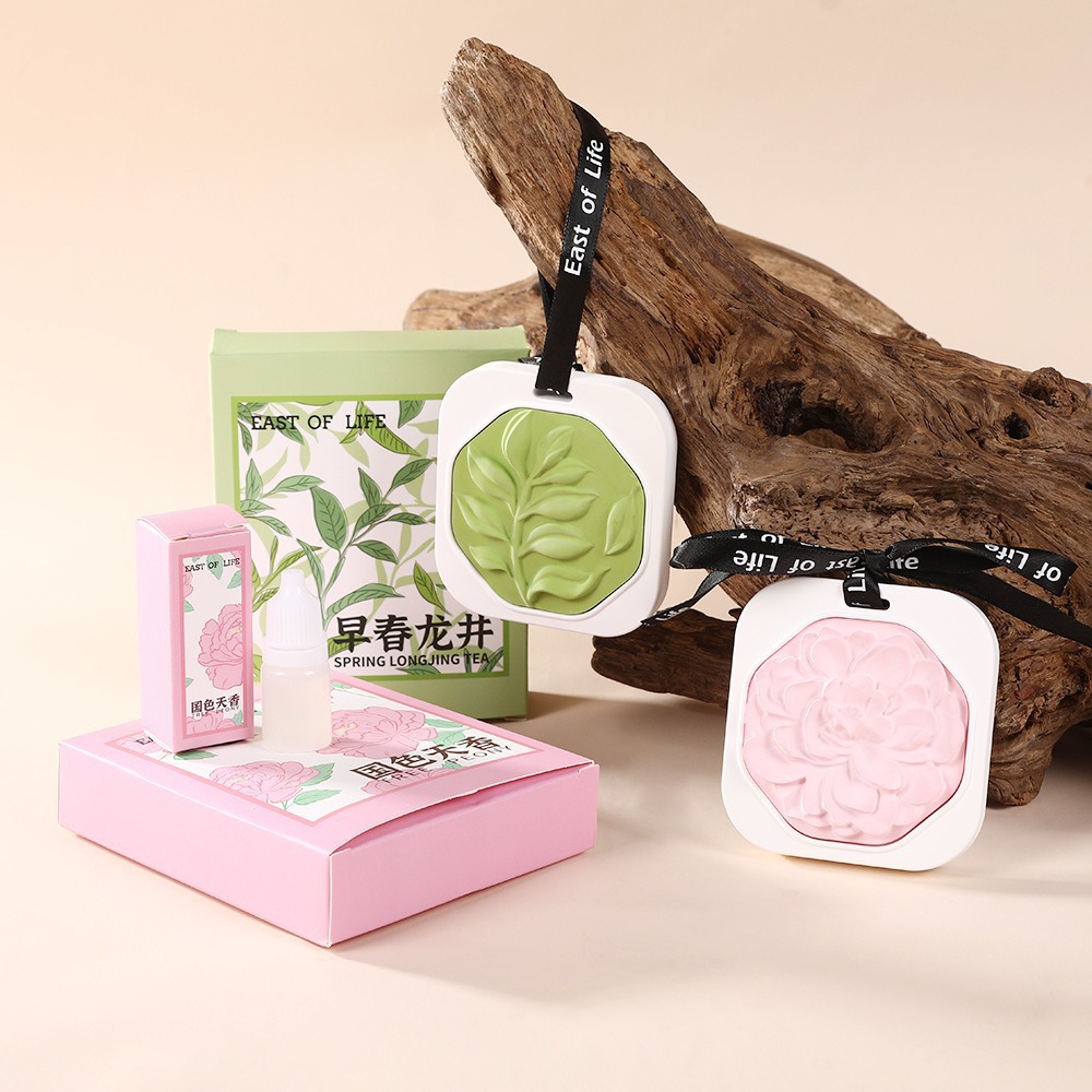 Cross-Border Wholesale Wardrobe Aromatherapy Embossed Plaster Wax Pendant Bedroom Long-Lasting Fragrance Tablets Clothes Tea Fragrance Available