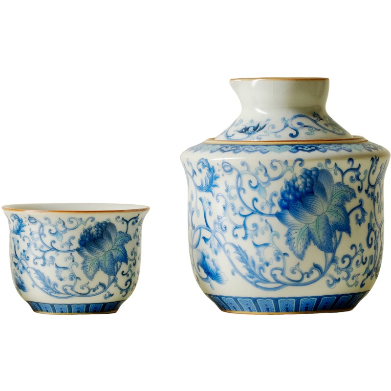 Blue and White Porcelain Wine Warmer with Lotus Pattern for Home Use, Suitable for Warming Wine, Hot Wine Pot, and Sake Set